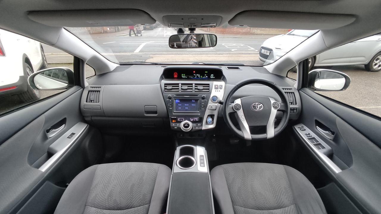 2012 Toyota Prius 1.8 VVTi T4 5dr CVT Auto