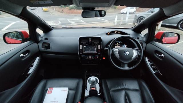 2015 Nissan Leaf 0.0 80kW Tekna 24kWh 5dr Auto