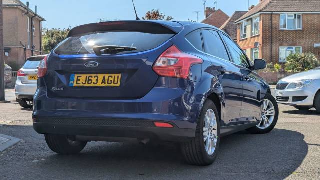 2013 Ford Focus 1.6 125 Titanium Navigator 5dr Powershift